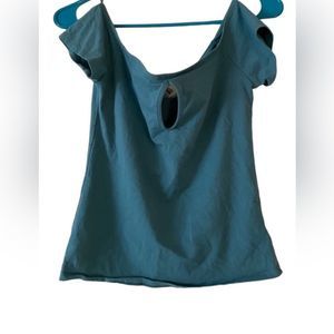 Express. Midriff top. Teal colored. Size medium. Used & in great conditi…